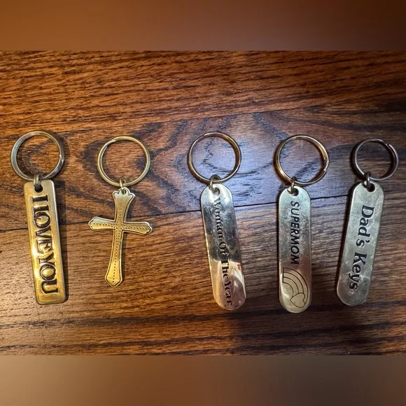 Vintage Keychains - Picture 2 of 3
